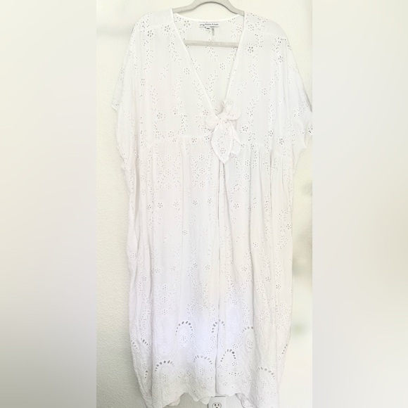 Young Fabulous & Broke Eyelet Kaftan Maxi Dress Bow Beach Cover Up Boho Cruise - Picture 1 of 6